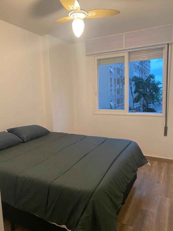 Apartamento Agradavel Em Santos Na Rua Da Praia. Luaran gambar
